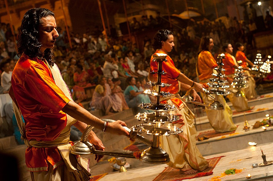 Varanasi, Indie: Ganga Aarti (Indie i Bangladesz 2010 - imprezy masowe i inne śluby)